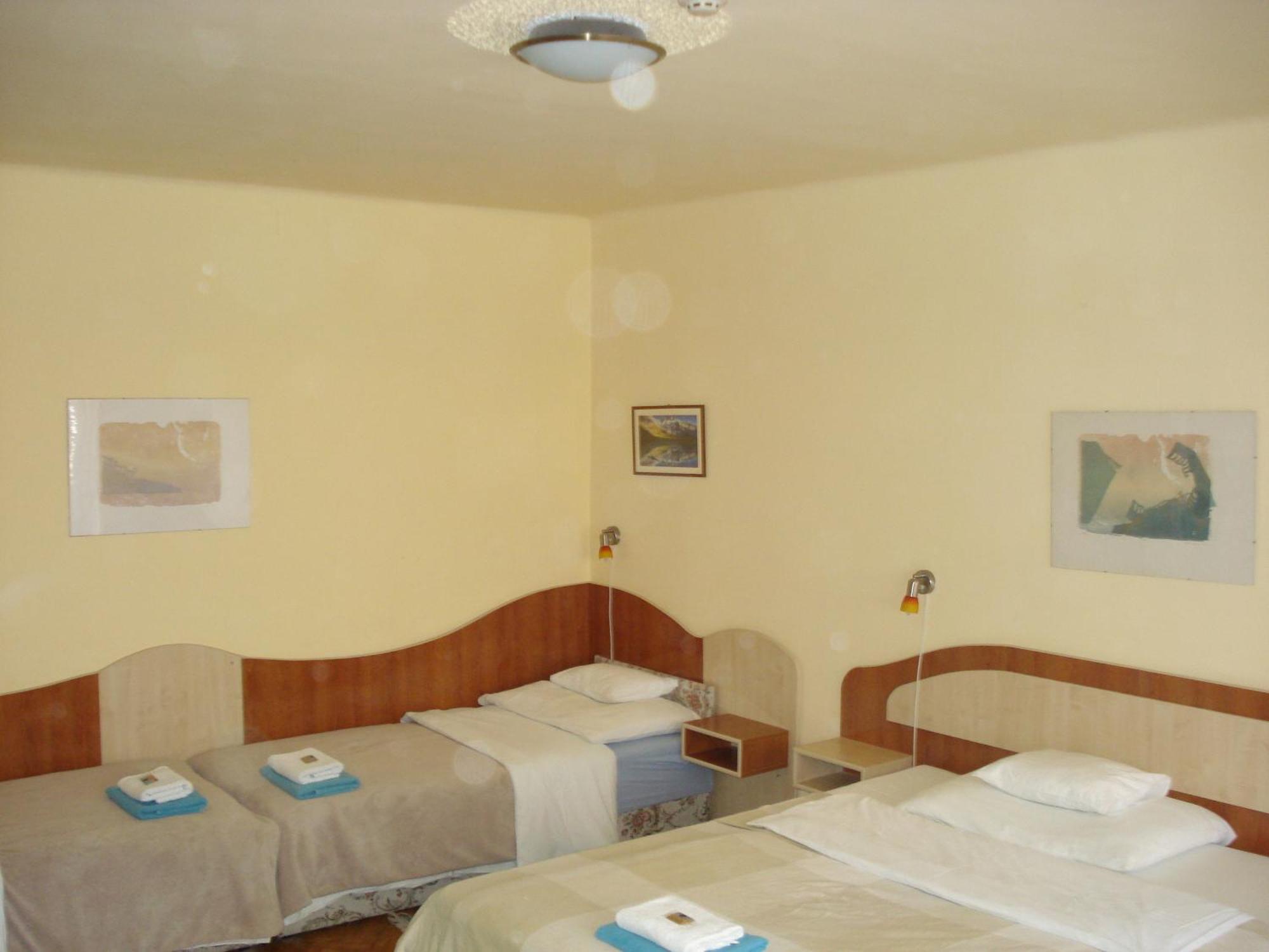 Szent Gyoergy Fogado Hotel Pecs Bagian luar foto