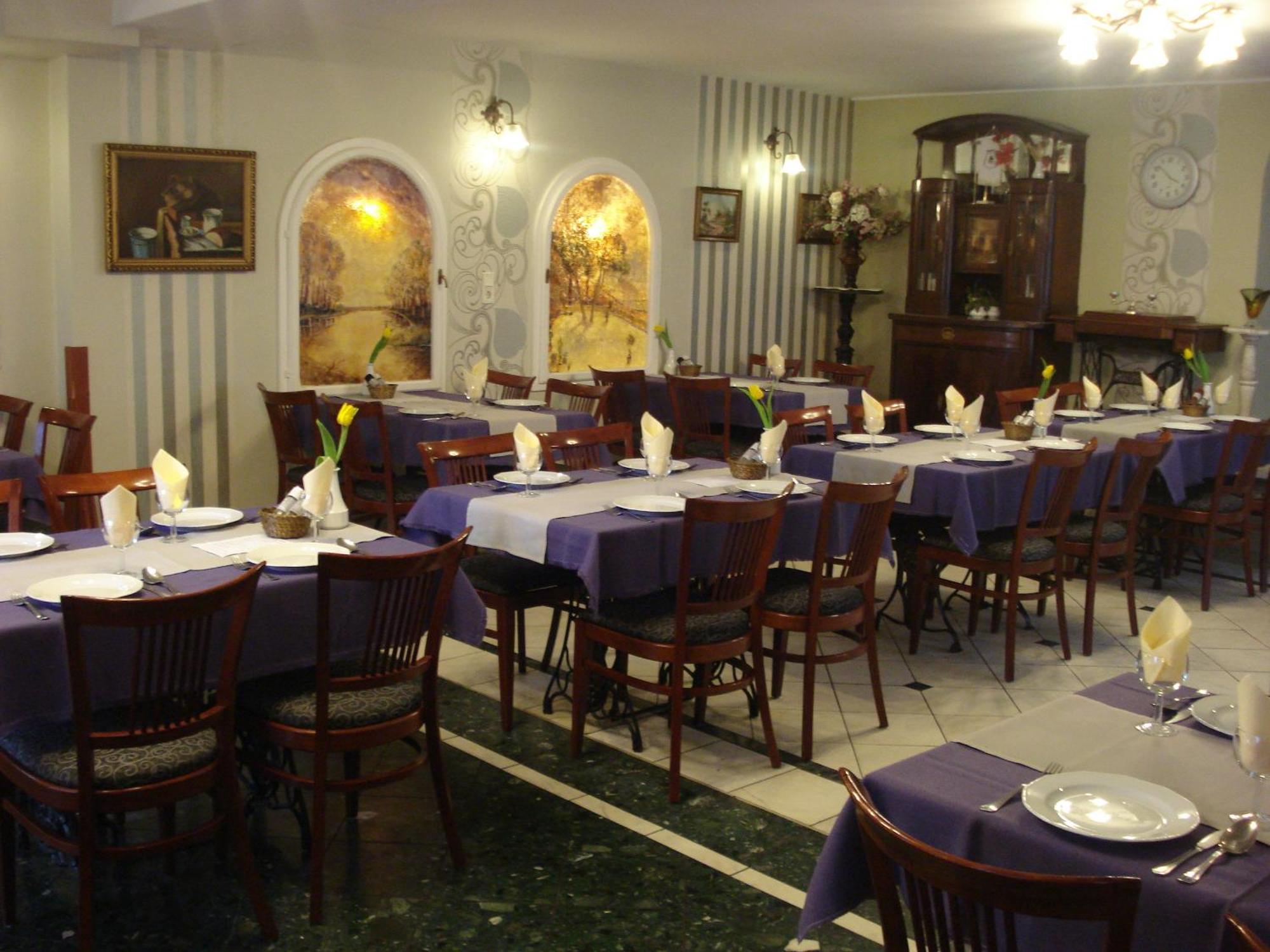 Szent Gyoergy Fogado Hotel Pecs Bagian luar foto