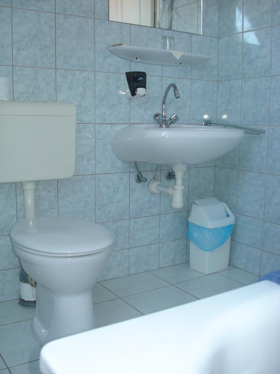 Szent Gyoergy Fogado Hotel Pecs Ruang foto
