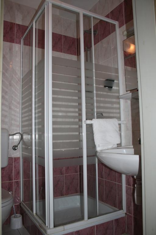 Szent Gyoergy Fogado Hotel Pecs Bagian luar foto