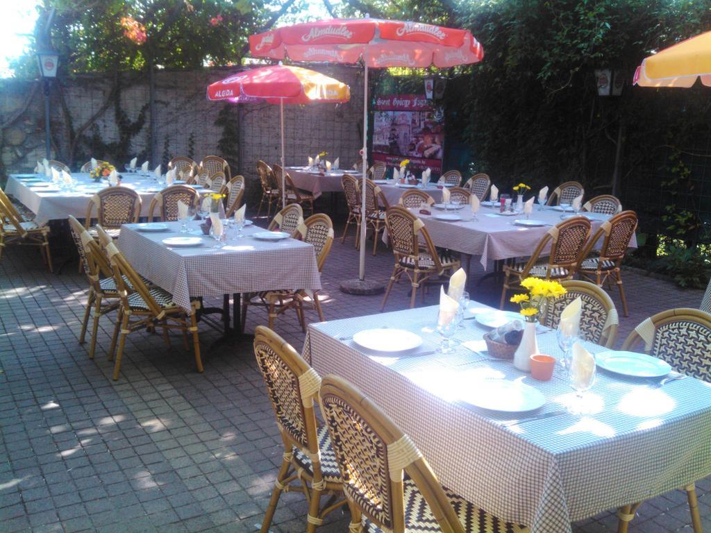 Szent Gyoergy Fogado Hotel Pecs Bagian luar foto